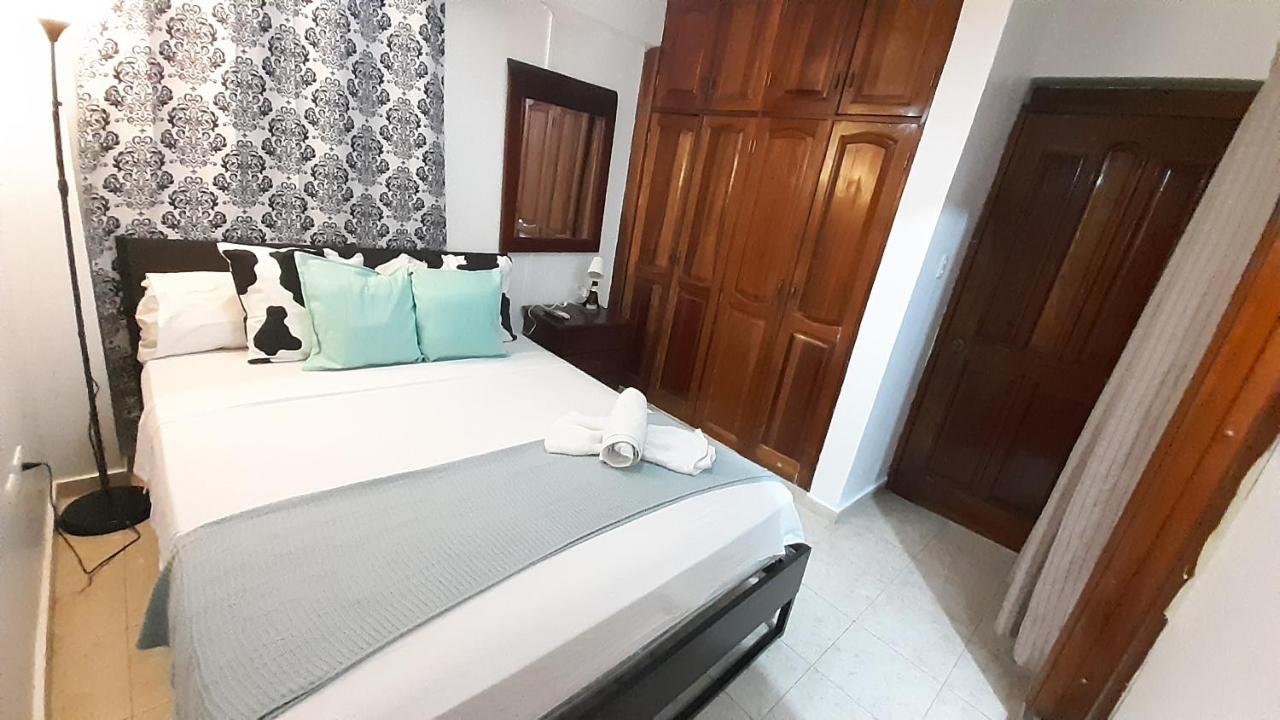 Aparthotel Genova Santo Domingo Bagian luar foto