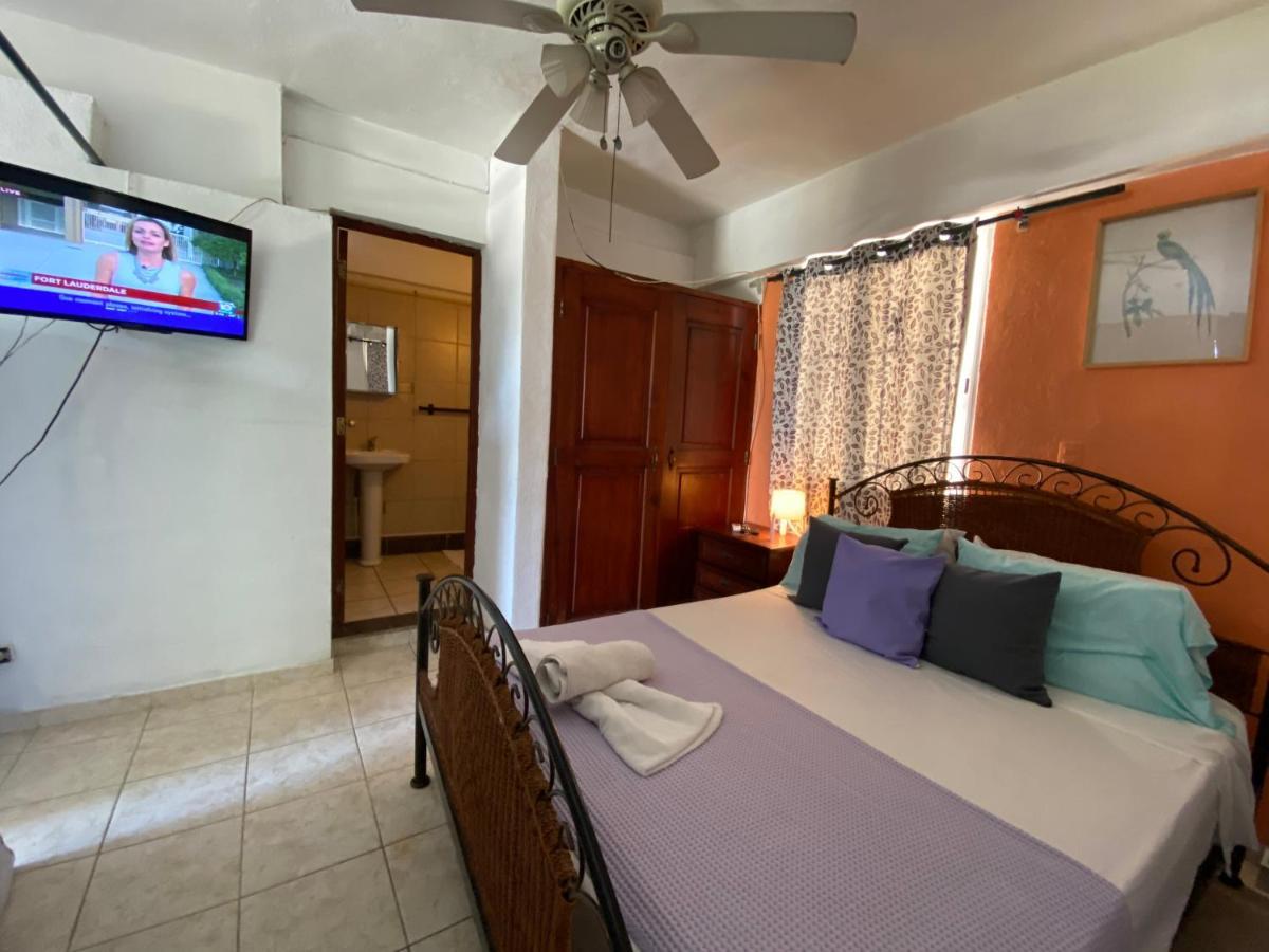 Aparthotel Genova Santo Domingo Bagian luar foto