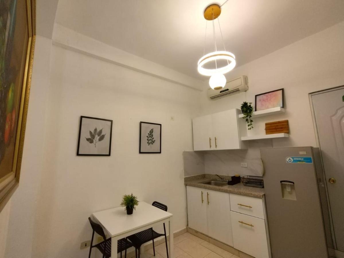 Aparthotel Genova Santo Domingo Bagian luar foto