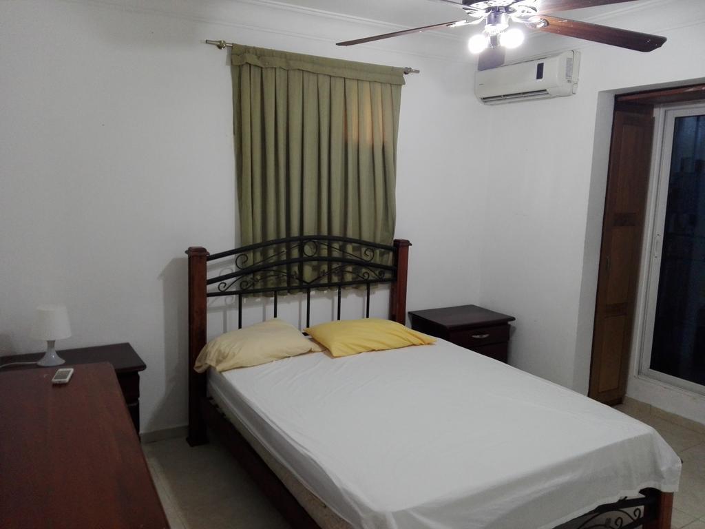 Aparthotel Genova Santo Domingo Bagian luar foto